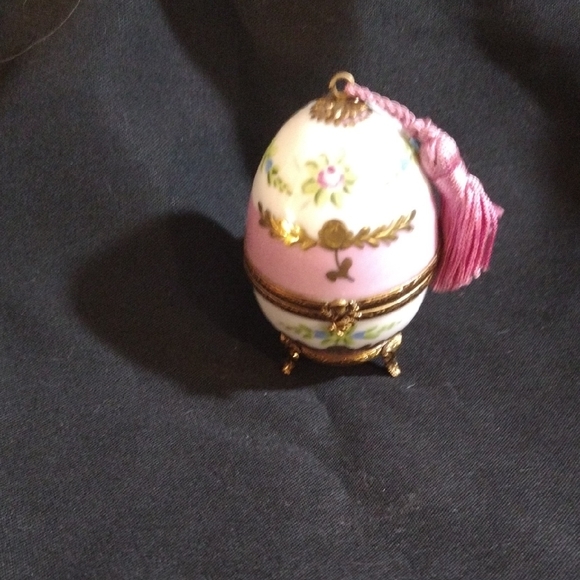 Vintage Limoges Pink and Gold Decorative Egg